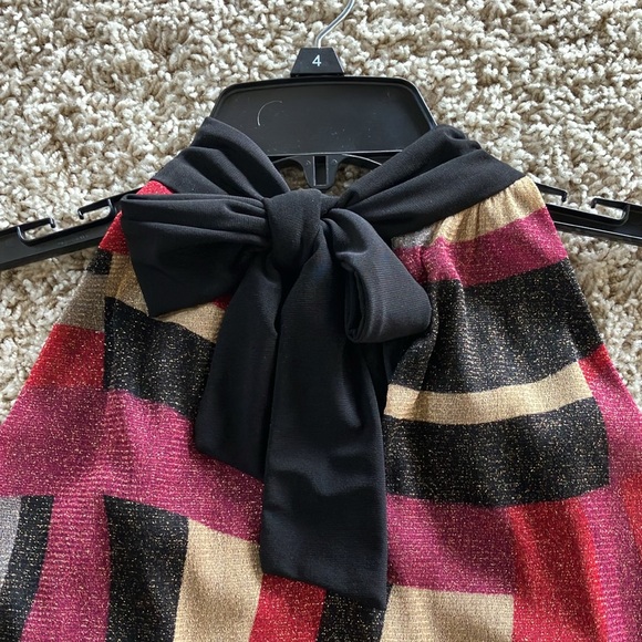 ❤️NWT Chic Geometric Halter Dress - Red, Black, Gold❤️ - Picture 3 of 6